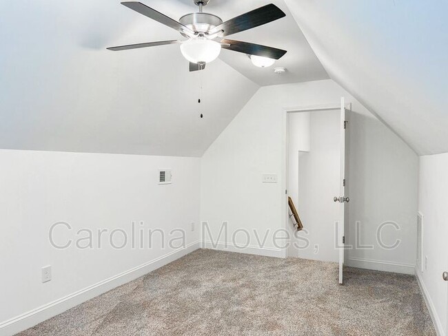 Building Photo - 116 Forest Ridge Way