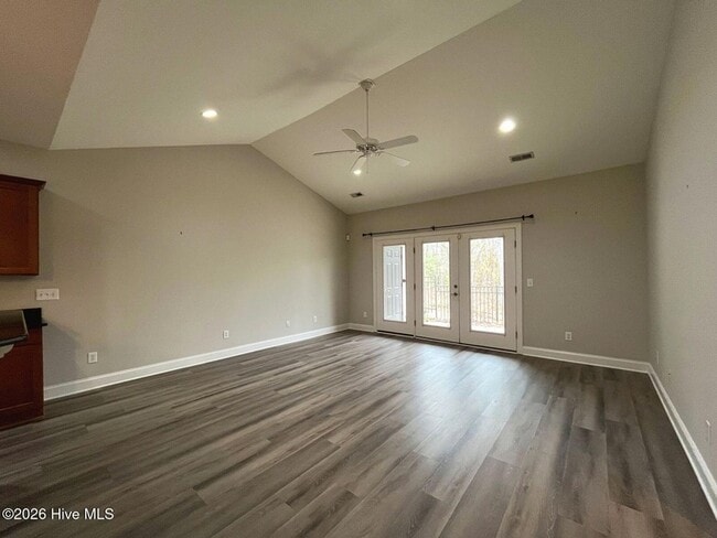 Building Photo - 18 Elk Ridge Ln