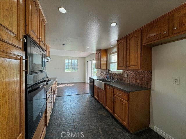 Building Photo - 13678 Sycamore Dr