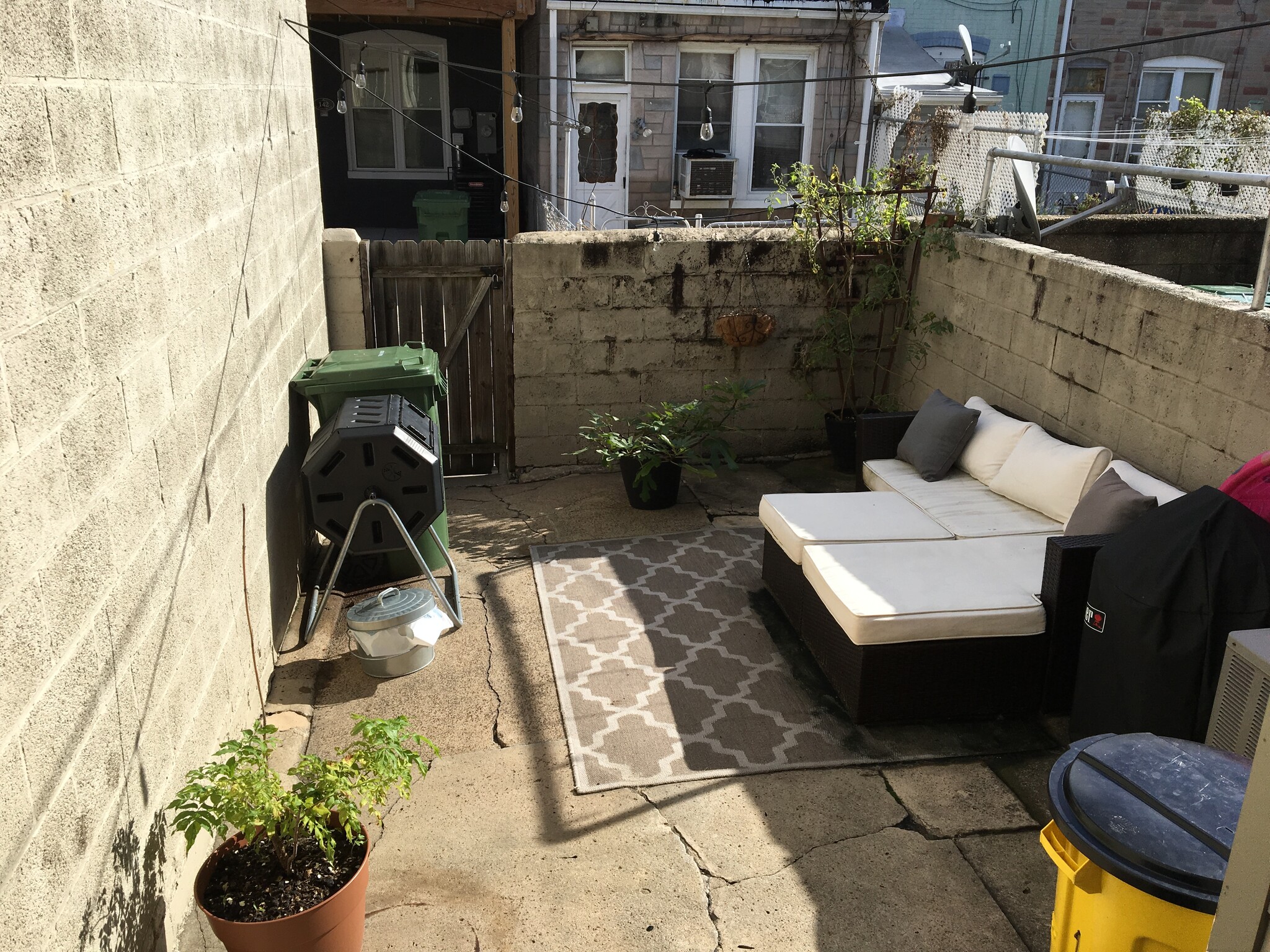Backyard - 135 N Belnord Ave