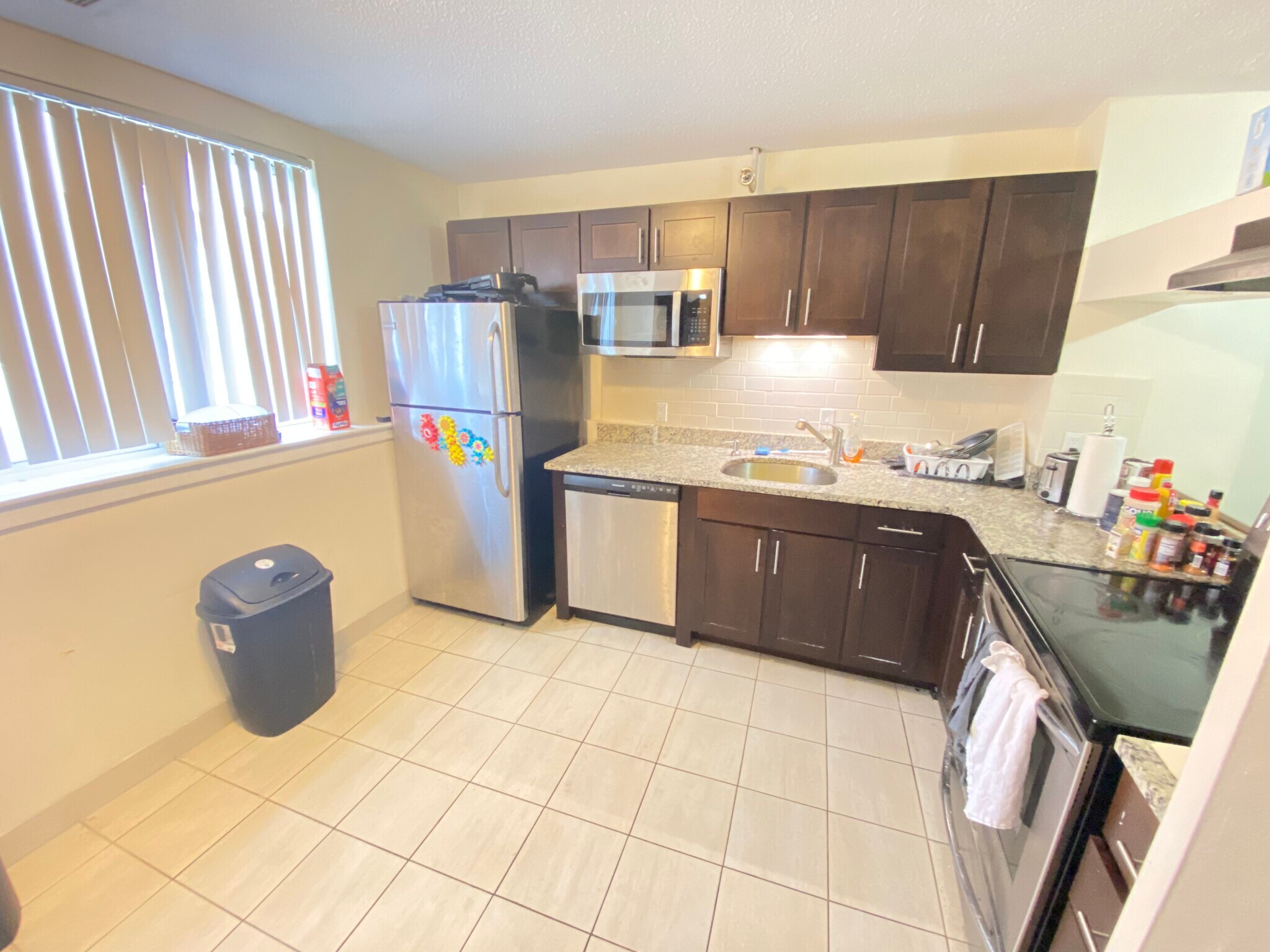 Building Photo - 148 N Beacon St