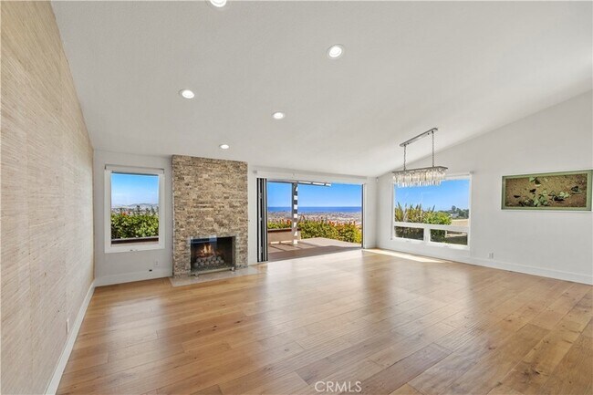 Building Photo - 31222 Palma Dr