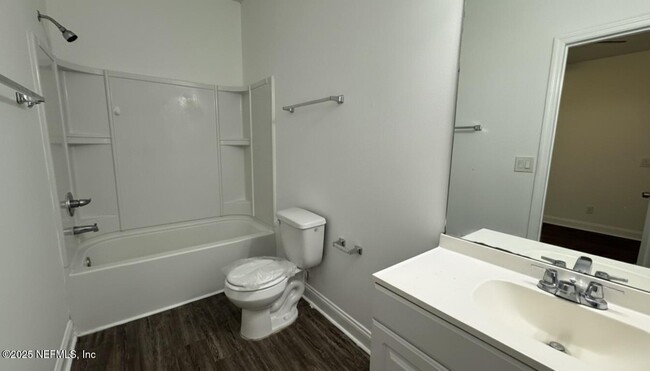 Building Photo - 6625 Osceola St