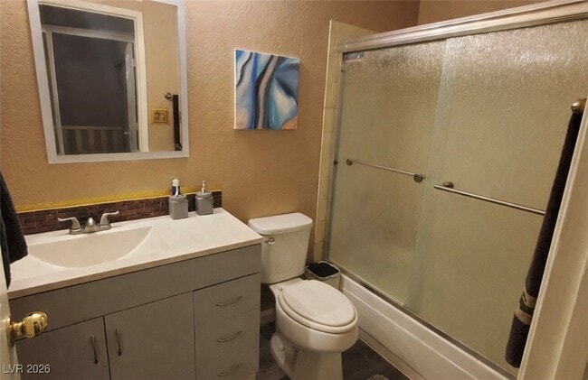 Building Photo - 5040 S Rainbow Blvd