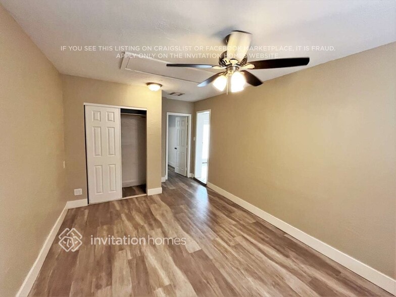 Building Photo - 7005 N 76th Dr
