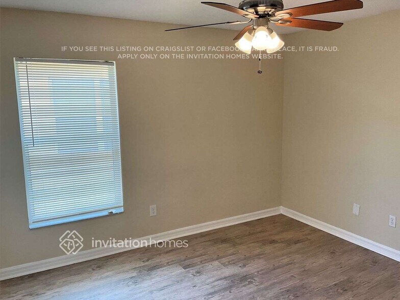 Building Photo - 1327 Aguacate Ct