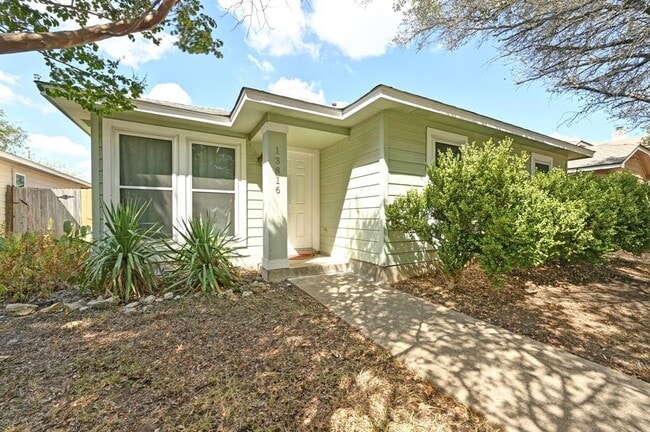 Building Photo - 13816 Golden Flax Trail