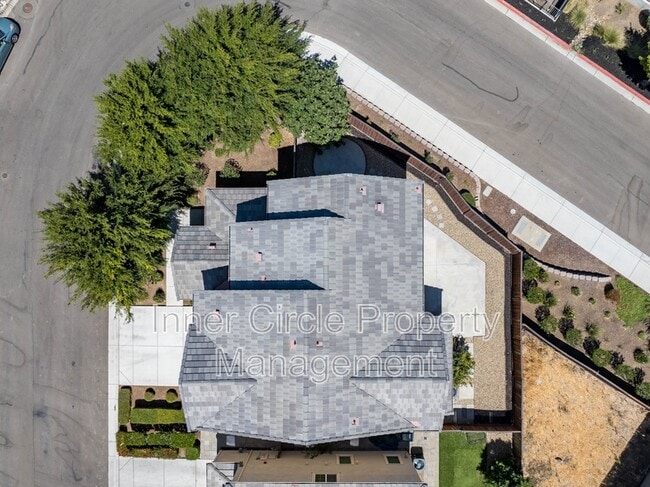 Building Photo - 5408 Mazant Loop