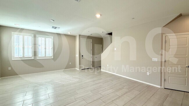 Building Photo - 2664 S Peppertree Dr