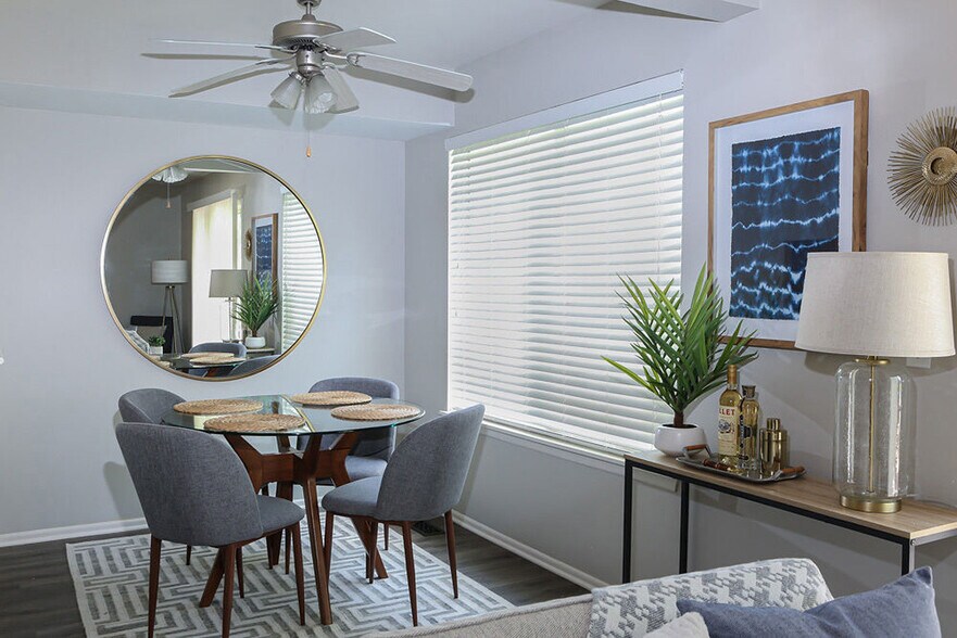 Arlington Club Apartments 1533 Baldwin Ct Wheeling IL 60090