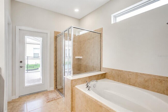 Building Photo - 8861 Corcovado Dr
