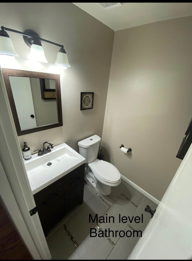 Building Photo - 3441 Baron Ct