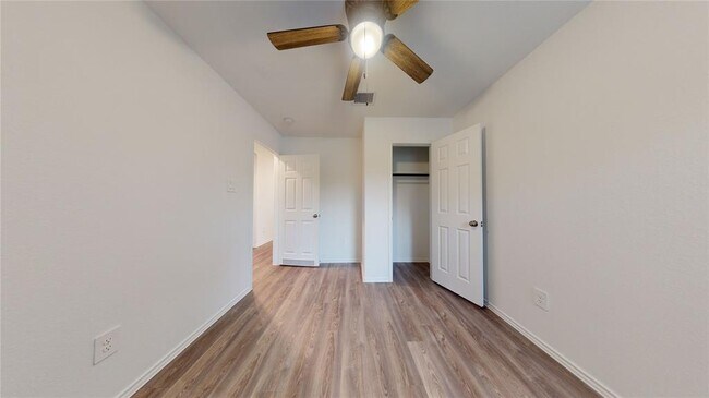 Building Photo - 1206 Silver Fir Ct