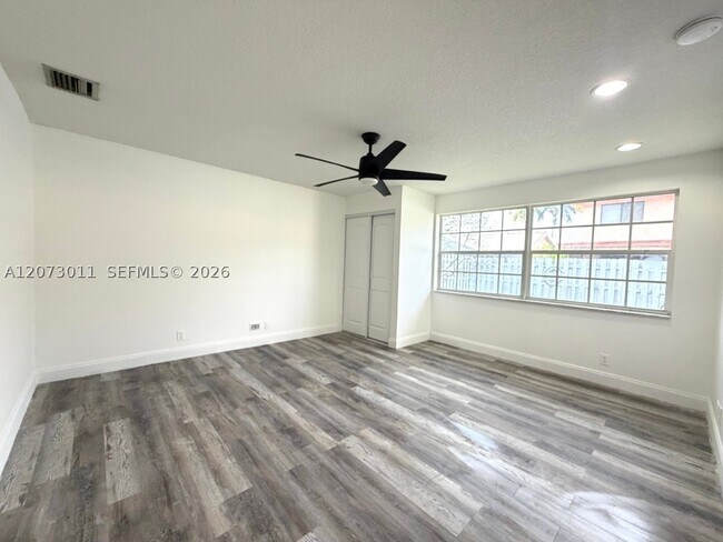 Building Photo - 11641 NW 42nd St