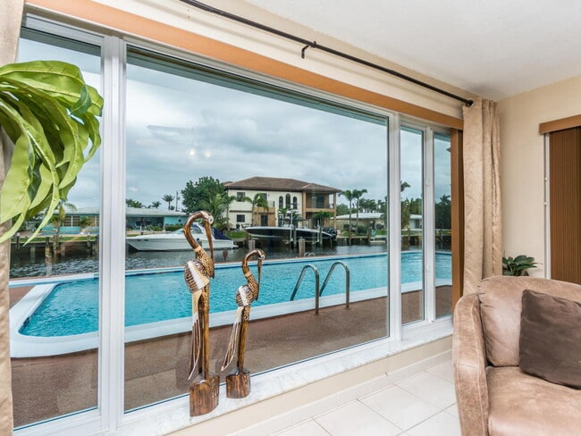 Building Photo - 4930 NE 27th Ave