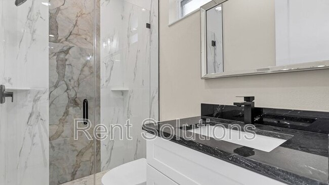 Building Photo - 2839 60th Ave N