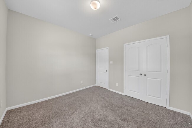 Building Photo - 18222 Humber River Ln