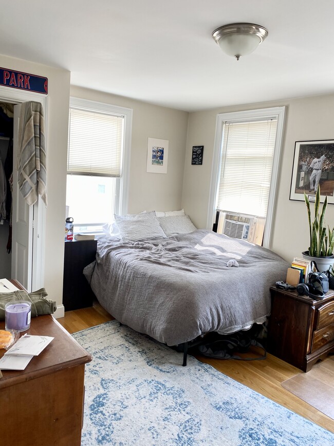 Building Photo - 12 Austin St