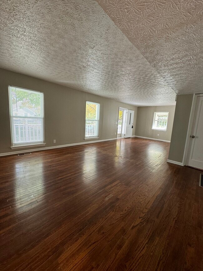 Building Photo - 3175 Karl Rd