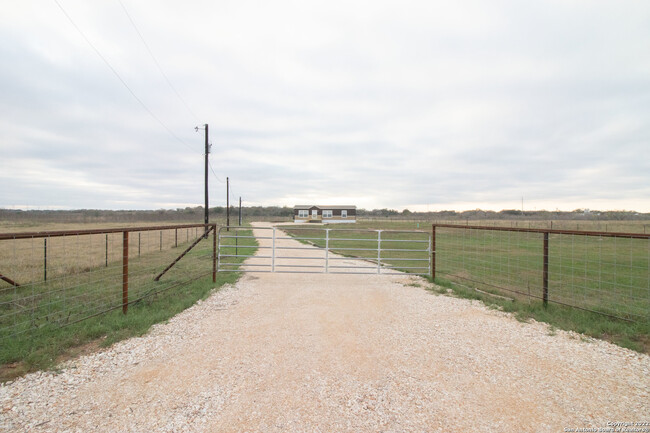 Primary Photo - 254 Cr 406