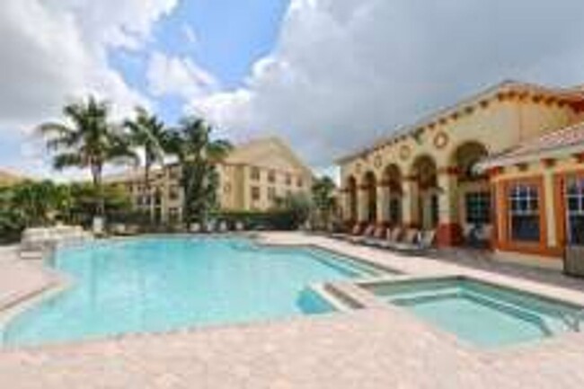 Building Photo - ANNUAL RENTAL - FAIRWAY PRESERVE-2 BED 1 B...