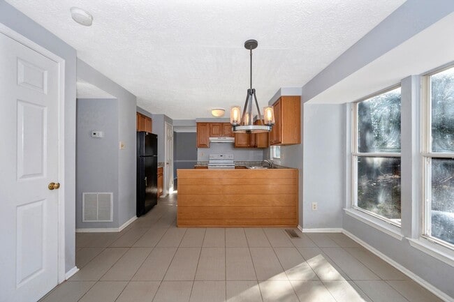 Building Photo - Single Family - Fredrick 21703
