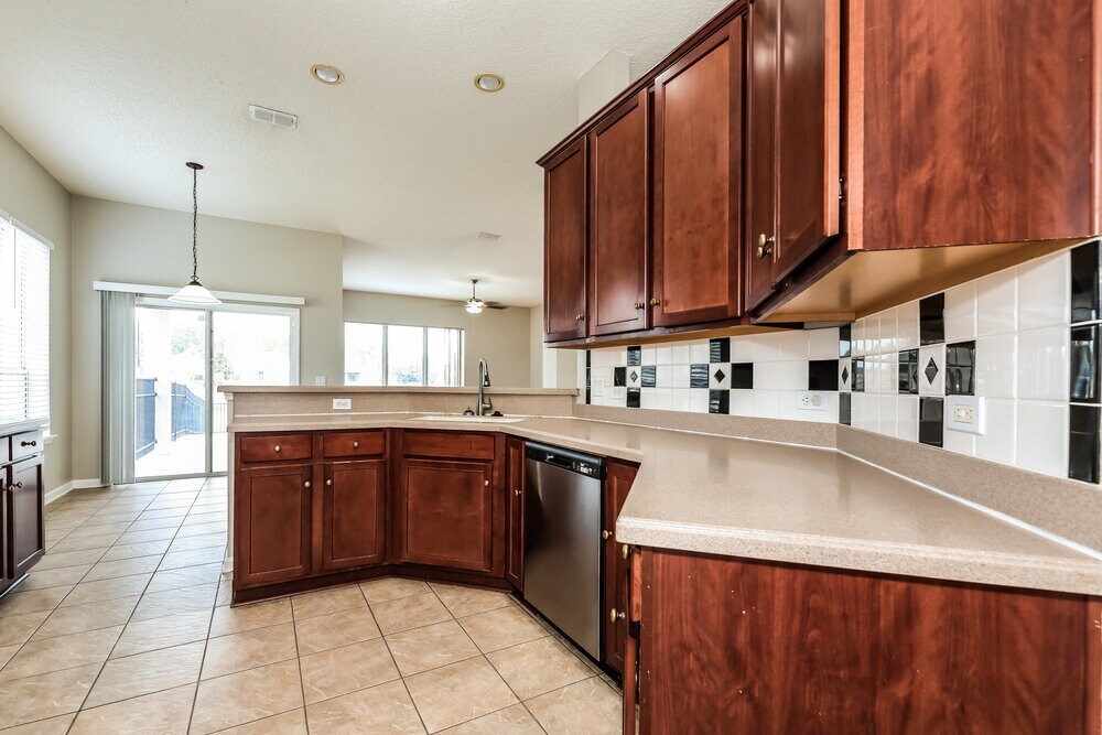 Building Photo - 3583 Shrewsbury Dr