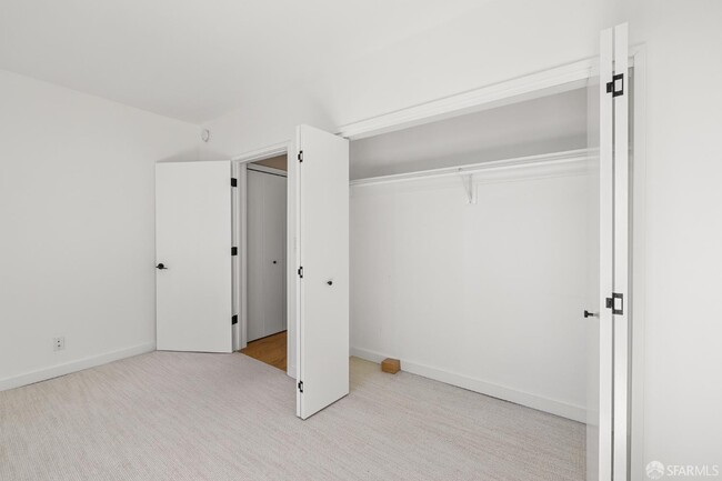 Building Photo - 1200 Gough St