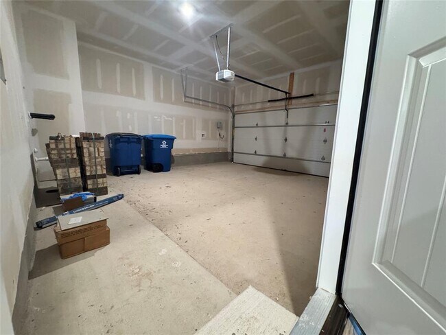 Building Photo - 3919 La Contenta Ln