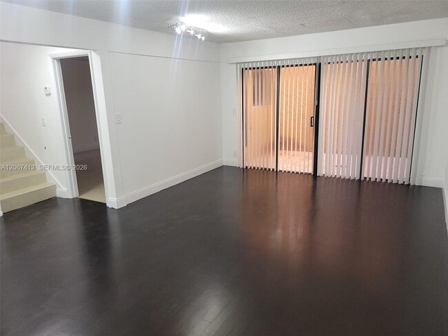 Building Photo - 8075 NW 71st Ct