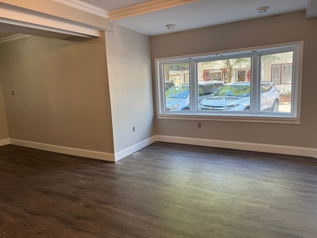 Building Photo - 199 Union St