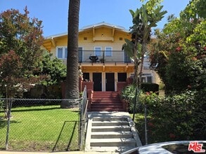 Building Photo - 367 N Avenue 52