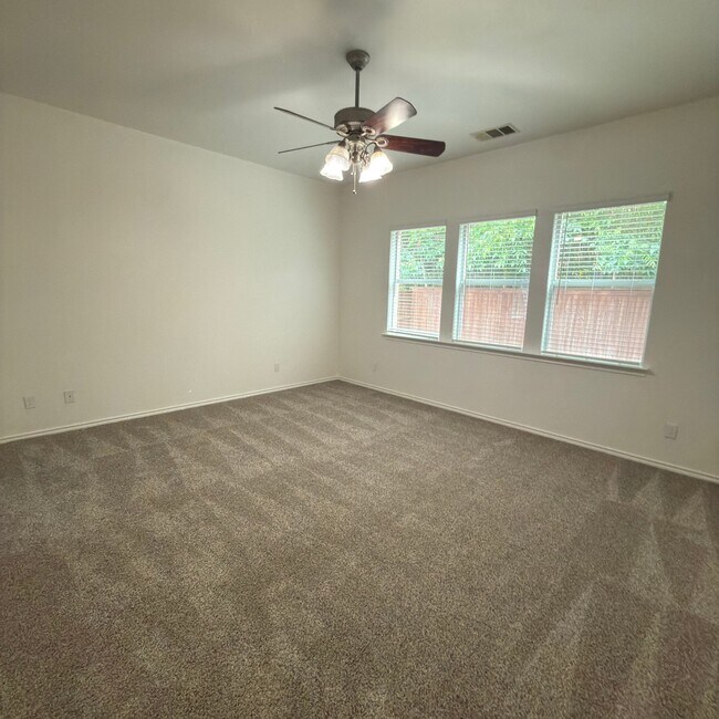 Building Photo - 4761 Avocet Dr