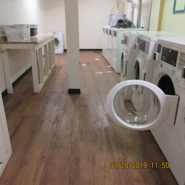 Shared Laundry Facility on site - 1215 Wertland St