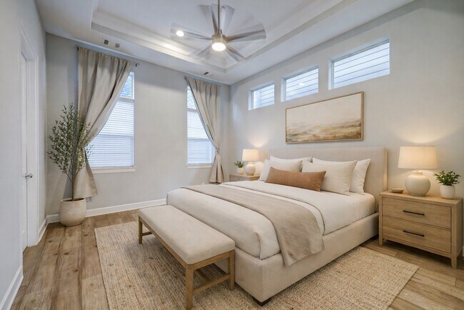 Building Photo - 2119 Naomi St