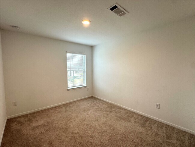 Building Photo - 1040 Greenshank Dr