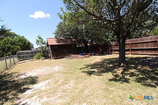 Building Photo - 2630 Big Divide Rd