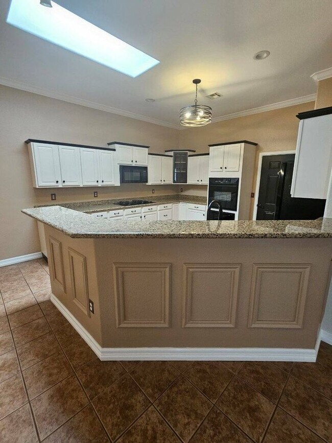 Building Photo - 5070 Usana Ct