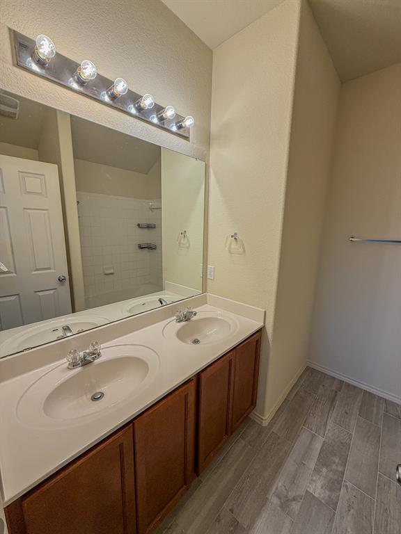 Building Photo - 412 Azurite Dr