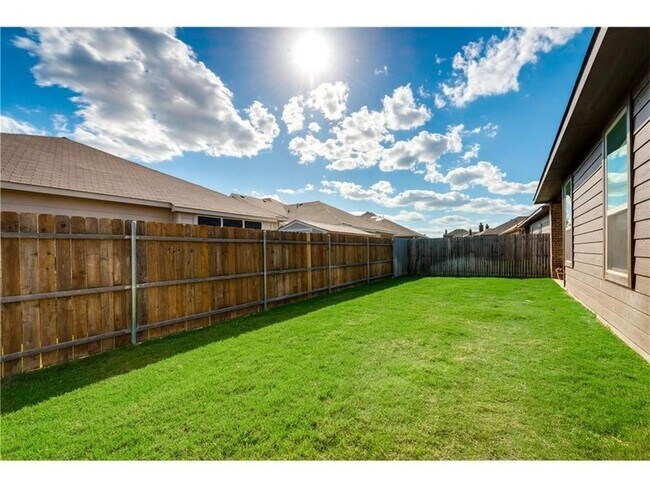 Building Photo - 313 Delgany Trail