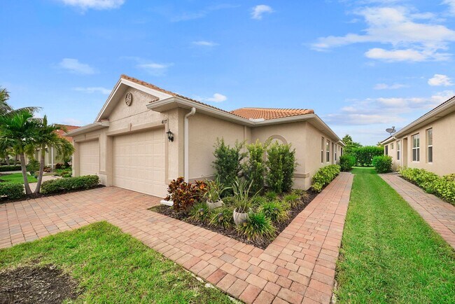 Building Photo - Georgous 3 bedrooms 2 bathroom Villa in Linsford Fort Myers