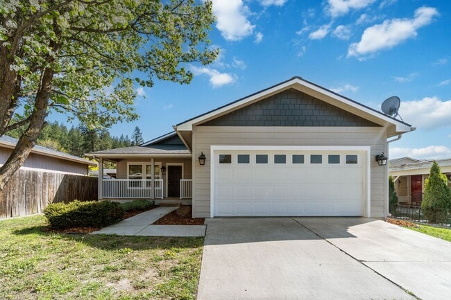 Building Photo - Newly Remodeled Single Family Home in Gate...