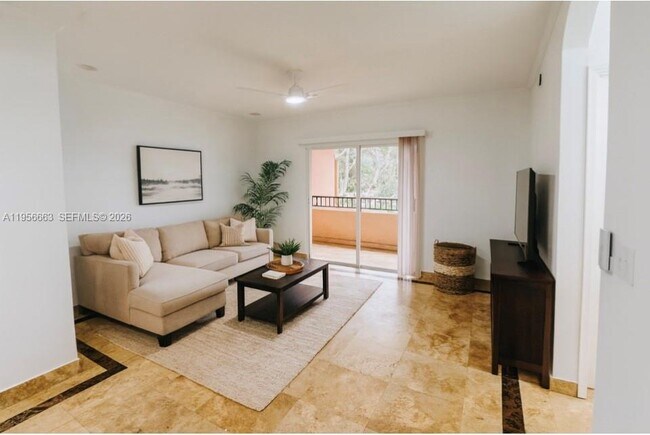 Building Photo - 2404 Belmont Ln