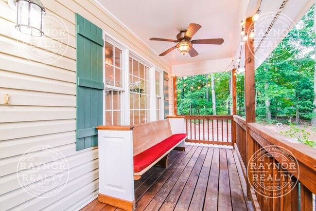 Building Photo - 210 Deer Run Dr