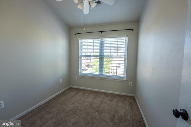 Building Photo - 45713 Paddington Station Terrace