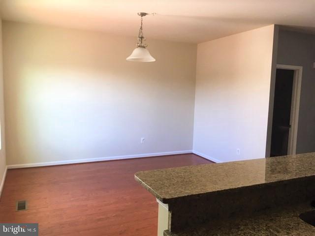 Building Photo - 8708 Sagebrush Ln