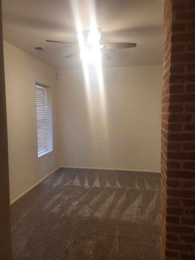 Building Photo - HISTORIC EDO 2 Bedroom  2 Bath  CONDO