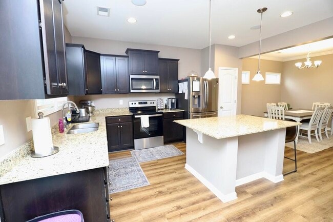 Building Photo - 500 Kittiwake Ln