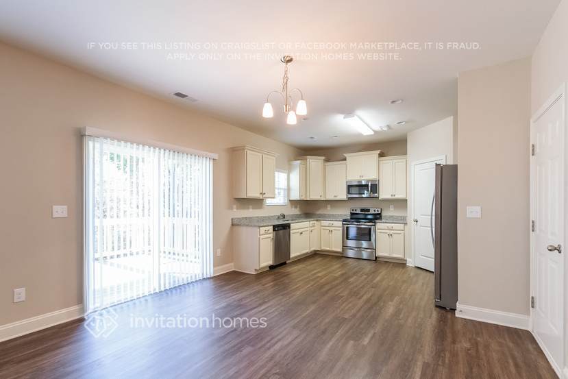 Building Photo - 5626 Colonial Garden Dr