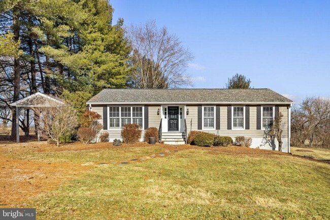 Building Photo - 10486 Lord Fairfax Hwy